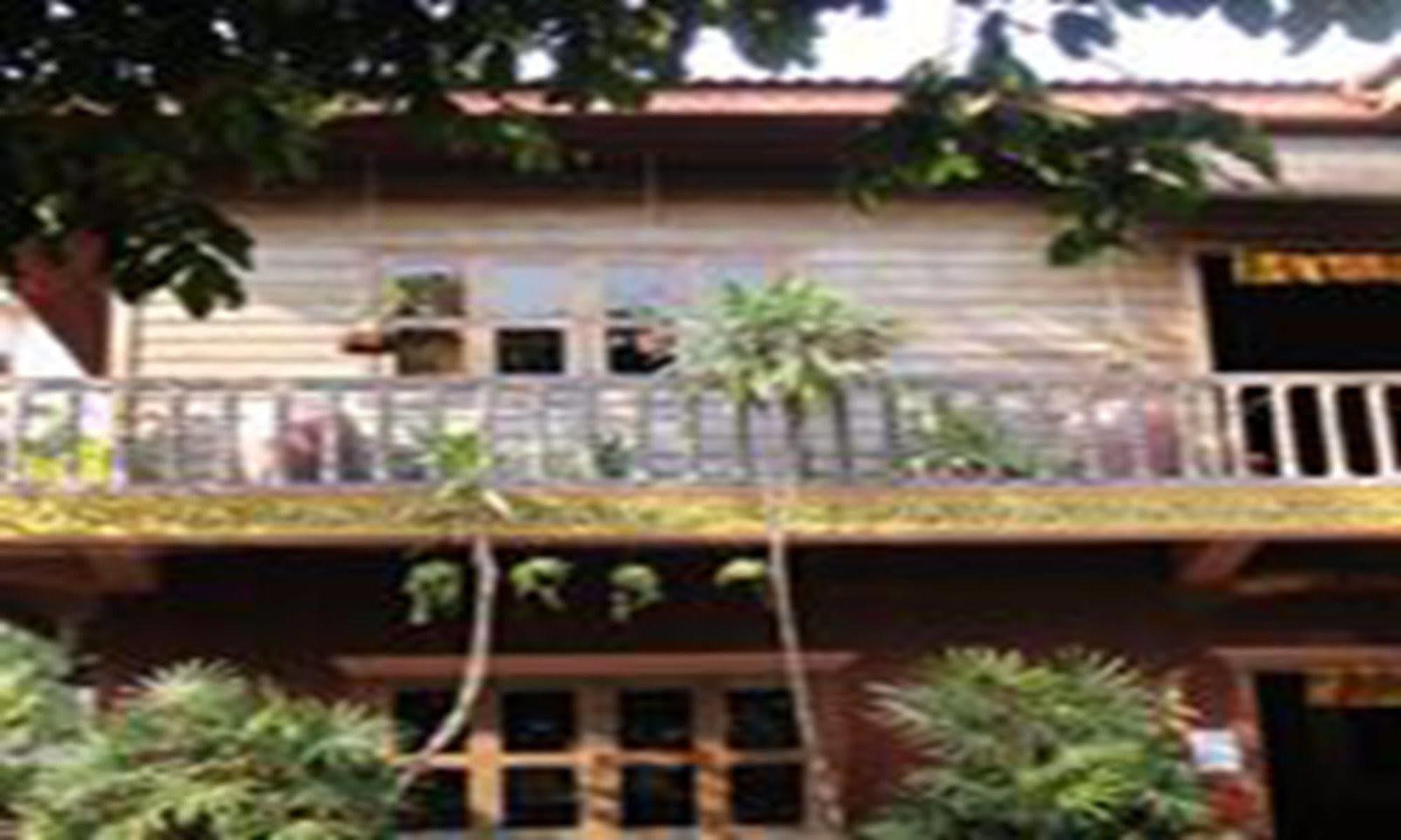 Big Lyna Villa & Homestay Siem Reap Exterior foto